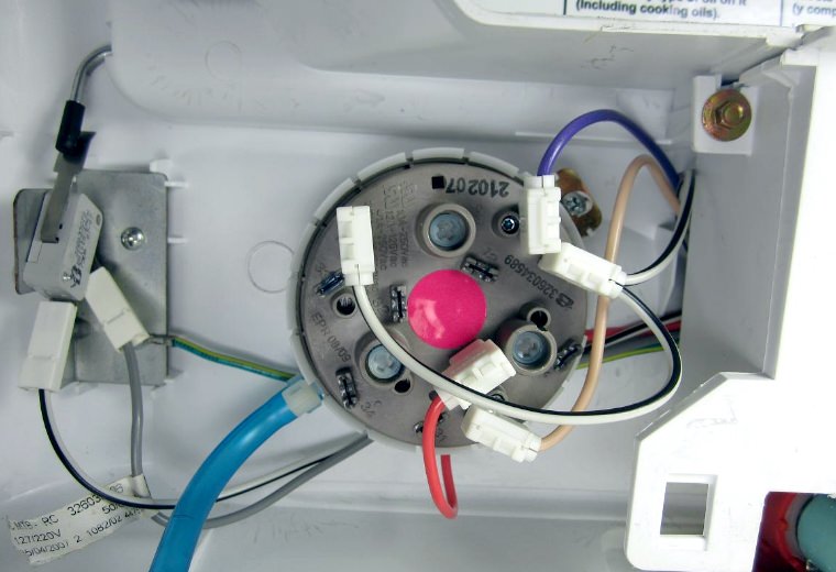 Замена датчика воды в стиральной машине Teka